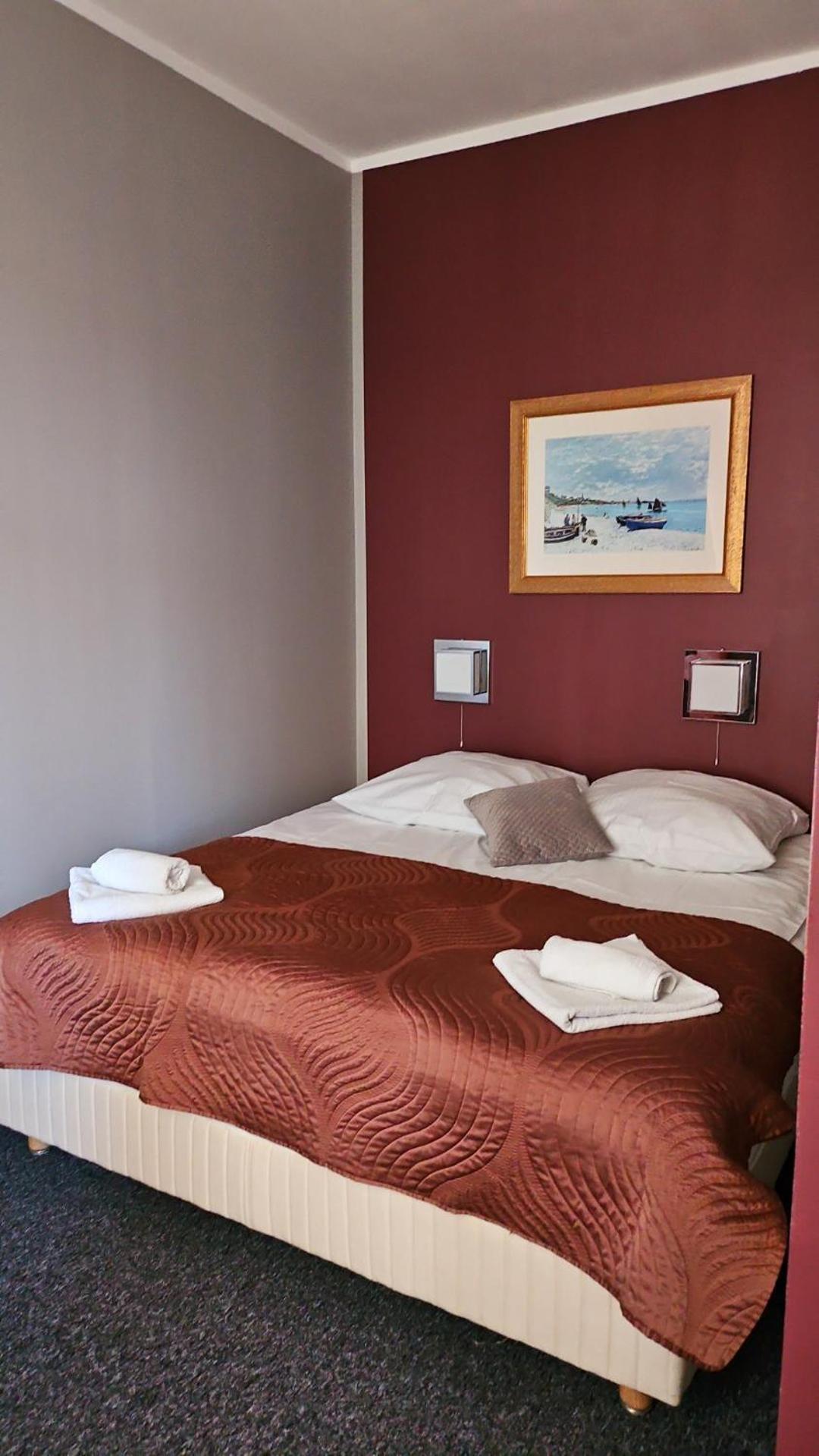 Rynkowy Aparthotel Rybnik  Ngoại thất bức ảnh